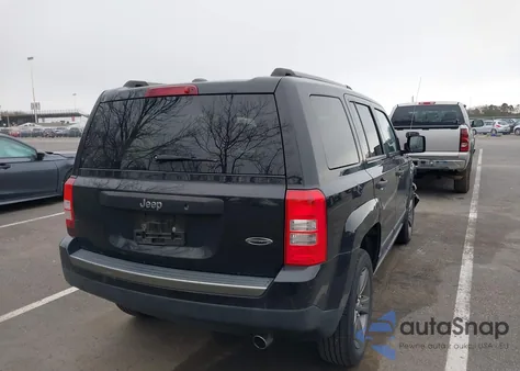 2017 Jeep Patriot Sport Se Fwd z USA, uszkodzony, nr VIN 1C4NJPBA9HD208710